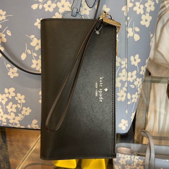 Kate Spade Madison Double Zip Wristlet Wallet Phone Case 
Black 
NWT - Picture 10 of 16
